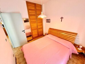 2 bedrooms - Bilo Adriano with terrace and garage near the sea (Marcelli)