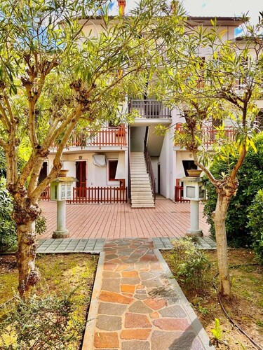 Bilo Adriano with terrace and garage near the sea