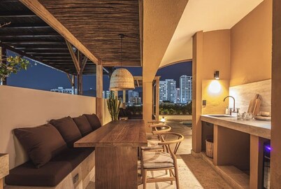 Luxury penthouse / Heart of Santa Marta