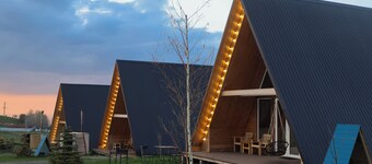 Charming AFrame Aqua villa with mointain view in Almaty