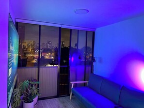 Interior - Digital Nomad, Expat and Foreign Student Haven! (Pueblo Libre)