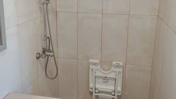 Douche, papier toilette