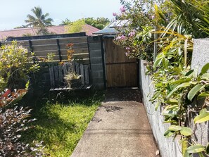 Unclassified image, 2 of 13, button - Vrbo Property (Saint-Philippe)