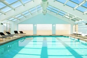 Unclassified image, 2 of 6, button