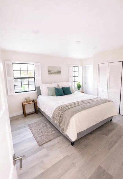 Lovely 4-bedroom house 10 min from LAX in Hawthorne
