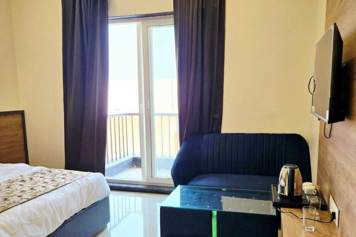 Deluxe Double Room | Free WiFi
