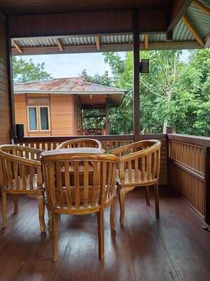 Property grounds - Forrest Lodge, Cafe & Wisata Berkuda (Ulesari)