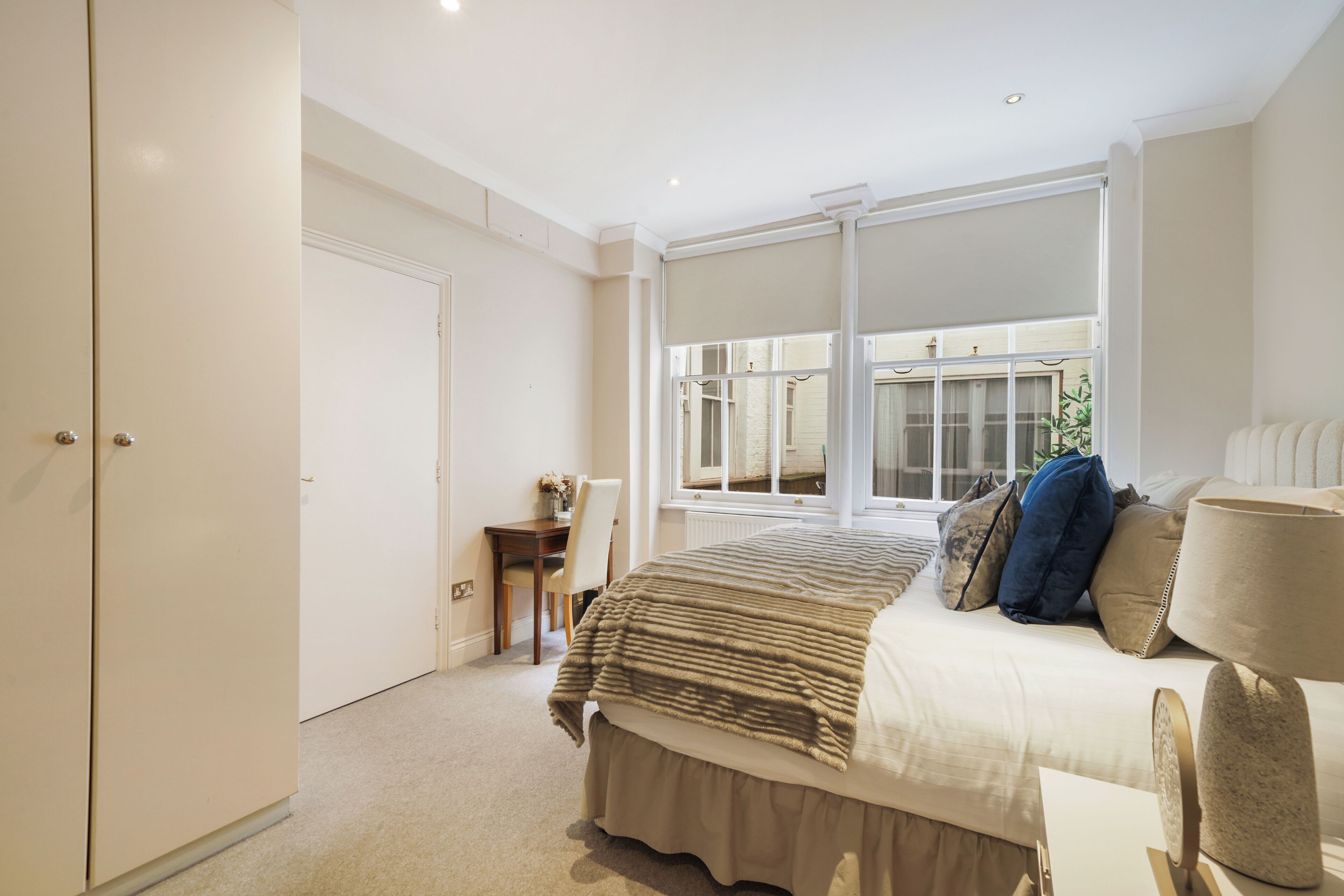 Apartment, 1 Bedroom | Laptop workspace, free WiFi