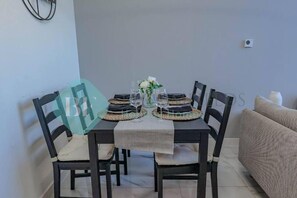 Unclassified image, 5 of 12, button - Bloomfields Cozy 1BR Townhouse Life S (Dubai)