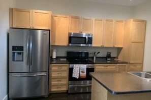 Private kitchen - Accessible Apartment Steps from Chocolate Lake (Halifax)