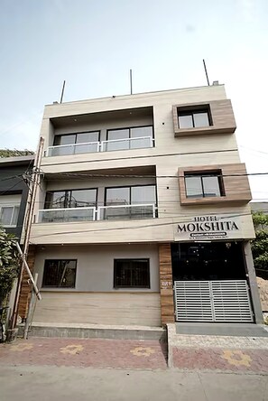 Front of property - Hotel Mokshita (Indore)