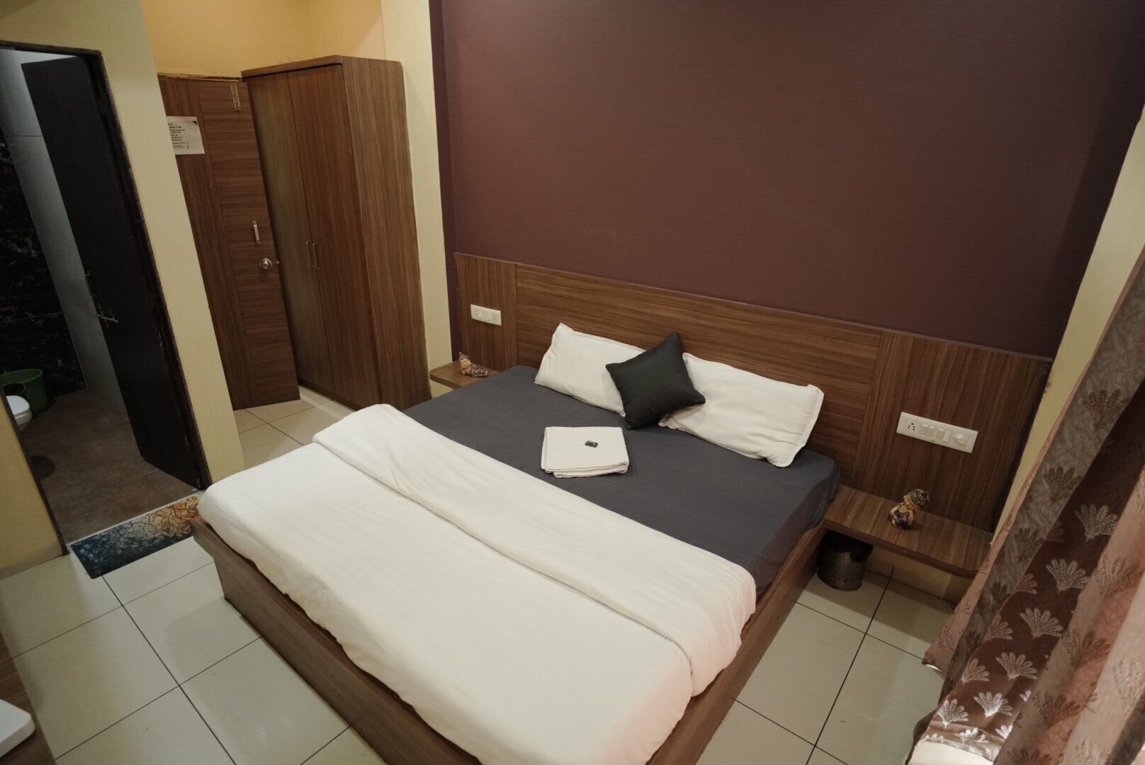 Quarto luxo | Wi-Fi de cortesia