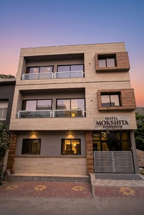 Front of property - Hotel Mokshita (Indore)