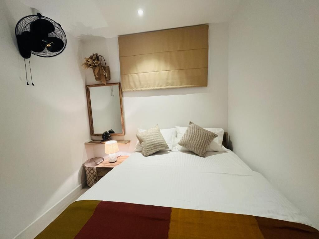 Leilighet, 2 soverom, havutsikt