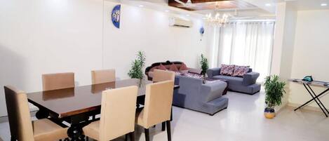 尊榮公寓, 陽台, 城市景觀 | 用餐區