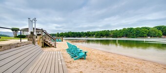 Smith Mtn Lake Fun! Resort-Style Family Retreat