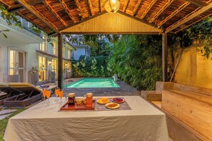 Unclassified image, 2 of 82, button - ELIVAAS 3-BHK Elysee Villa With Pvt Pool (Assagao)