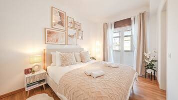 2 bedrooms, Internet, bed sheets