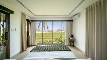 In-room safe, free WiFi