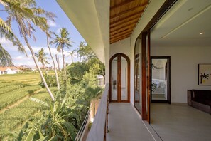 Apartamento Deluxe, 1 habitación, vistas a la piscina | Vistas del balcón