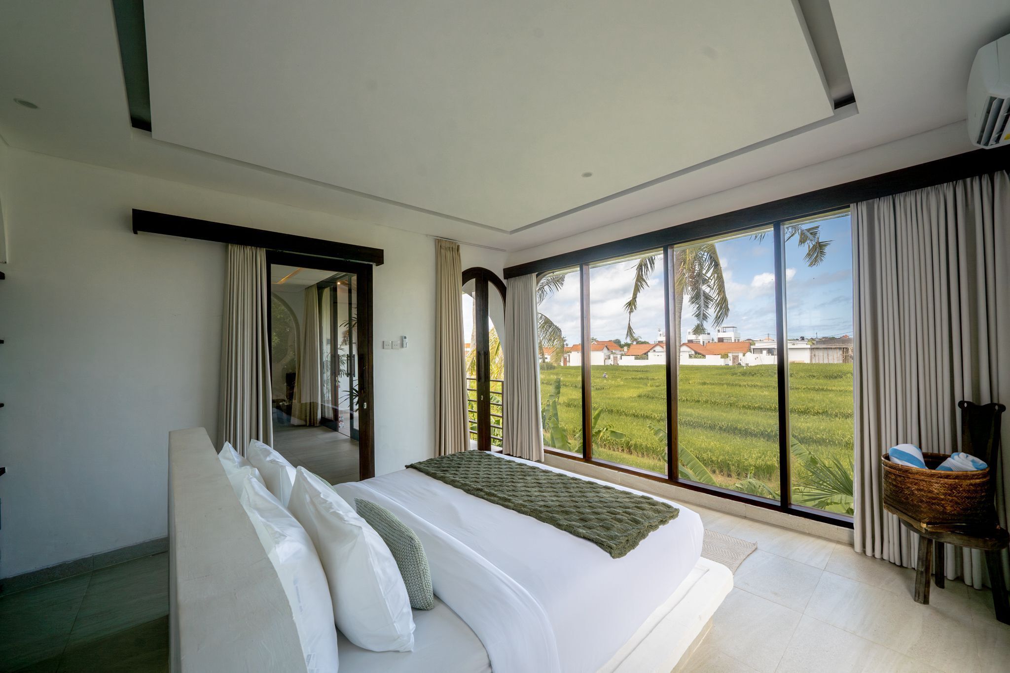 디럭스 아파트, 침실 1개, 수영장 전망 | 객실 내 금고, 무료 WiFi