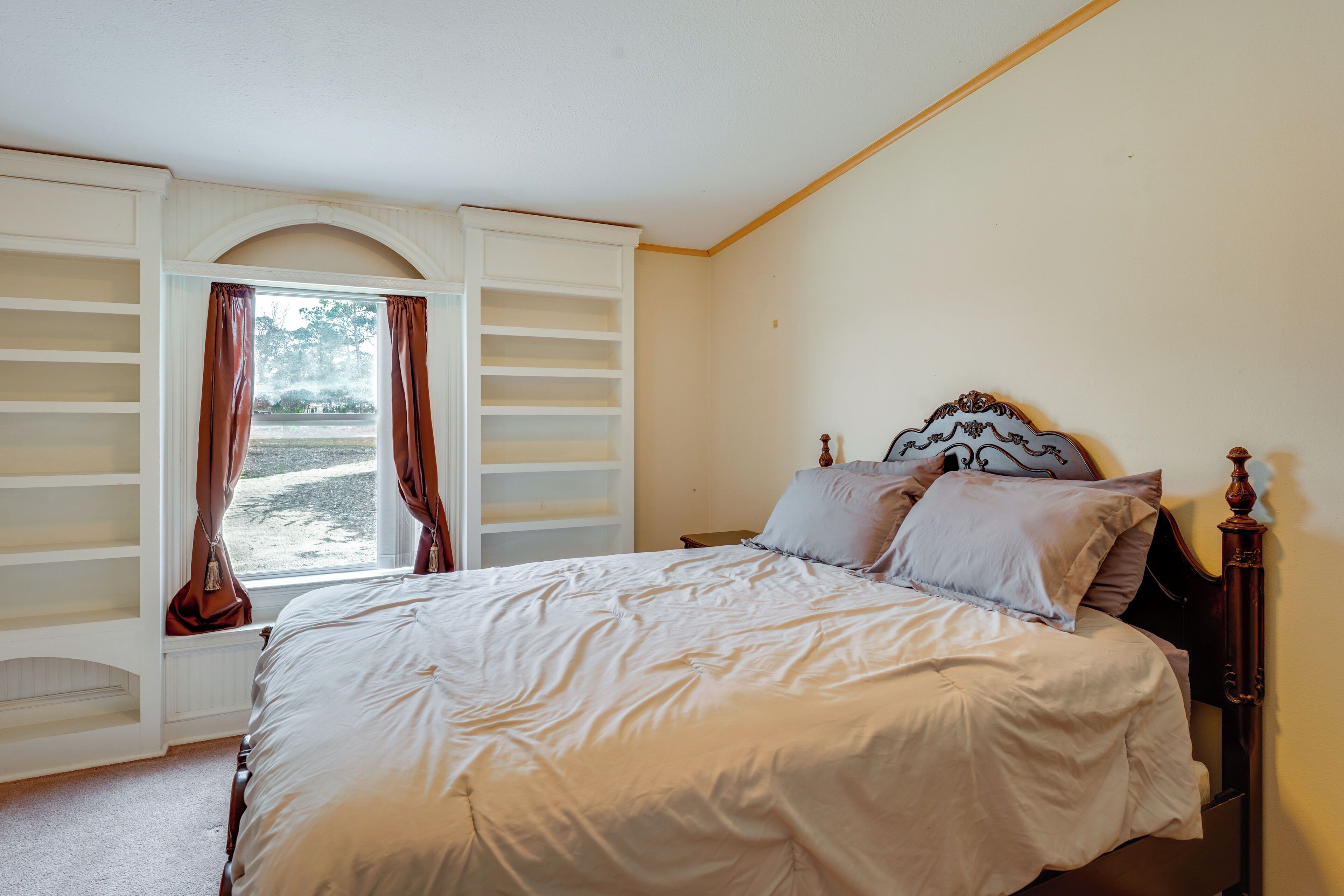 3 makuuhuonetta, silitysrauta/-lauta, internet, vuodevaatteet