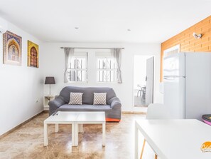 Apartment - Apartamento Encanto Gaditano con Terraza by C diz (Cádiz)