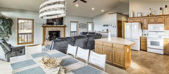 Deck w/ Lake Mac View! Spacious Family Retreat