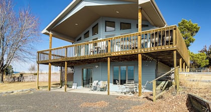 Deck w/ Lake Mac View! Spacious Family Retreat