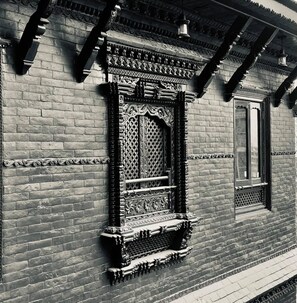 Quarto casal luxo, vista para a cidade | Detalhe da fachada