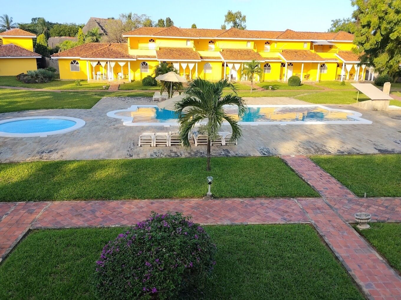 المنشأة من الخارج