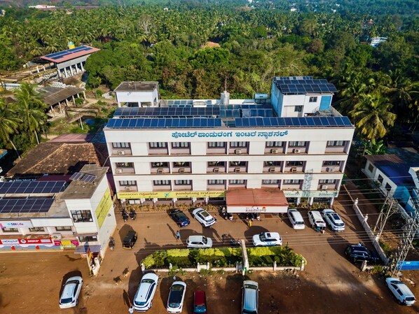 Imej tidak diklasifikasikan, 1 daripada 9, butang