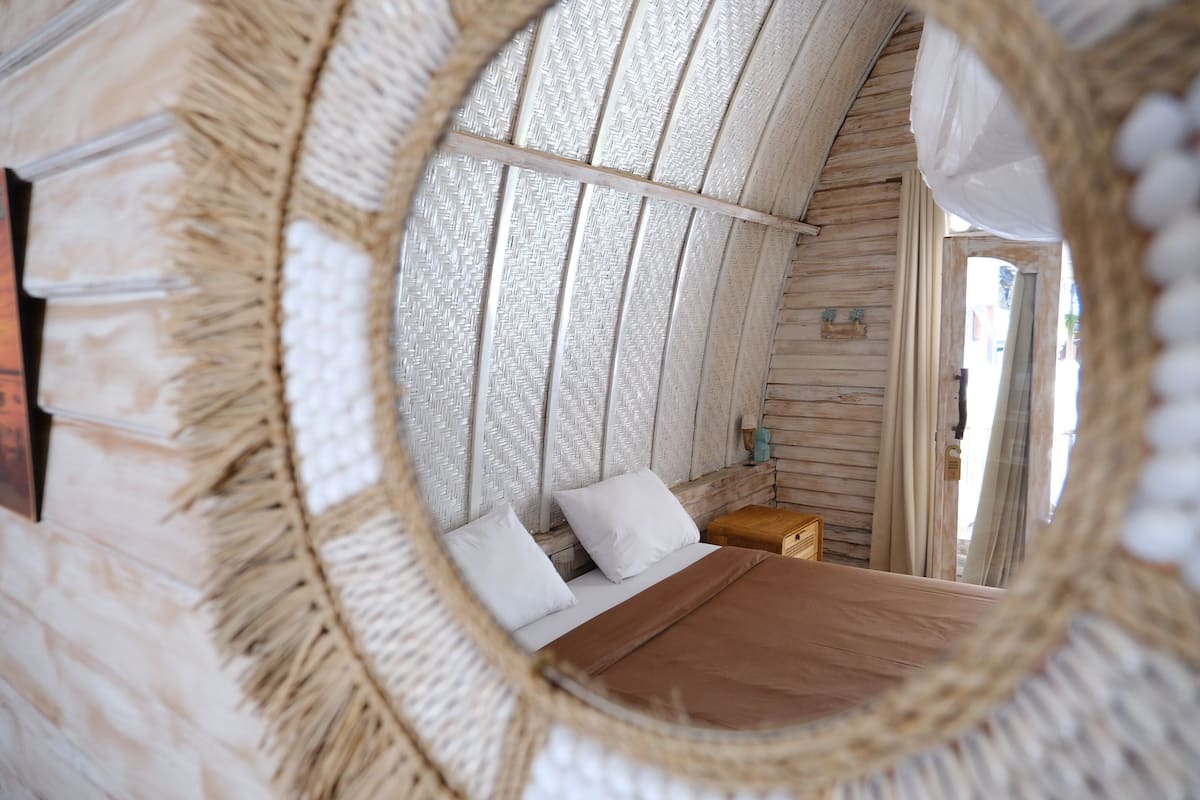 In-room safe, desk, laptop workspace, blackout drapes