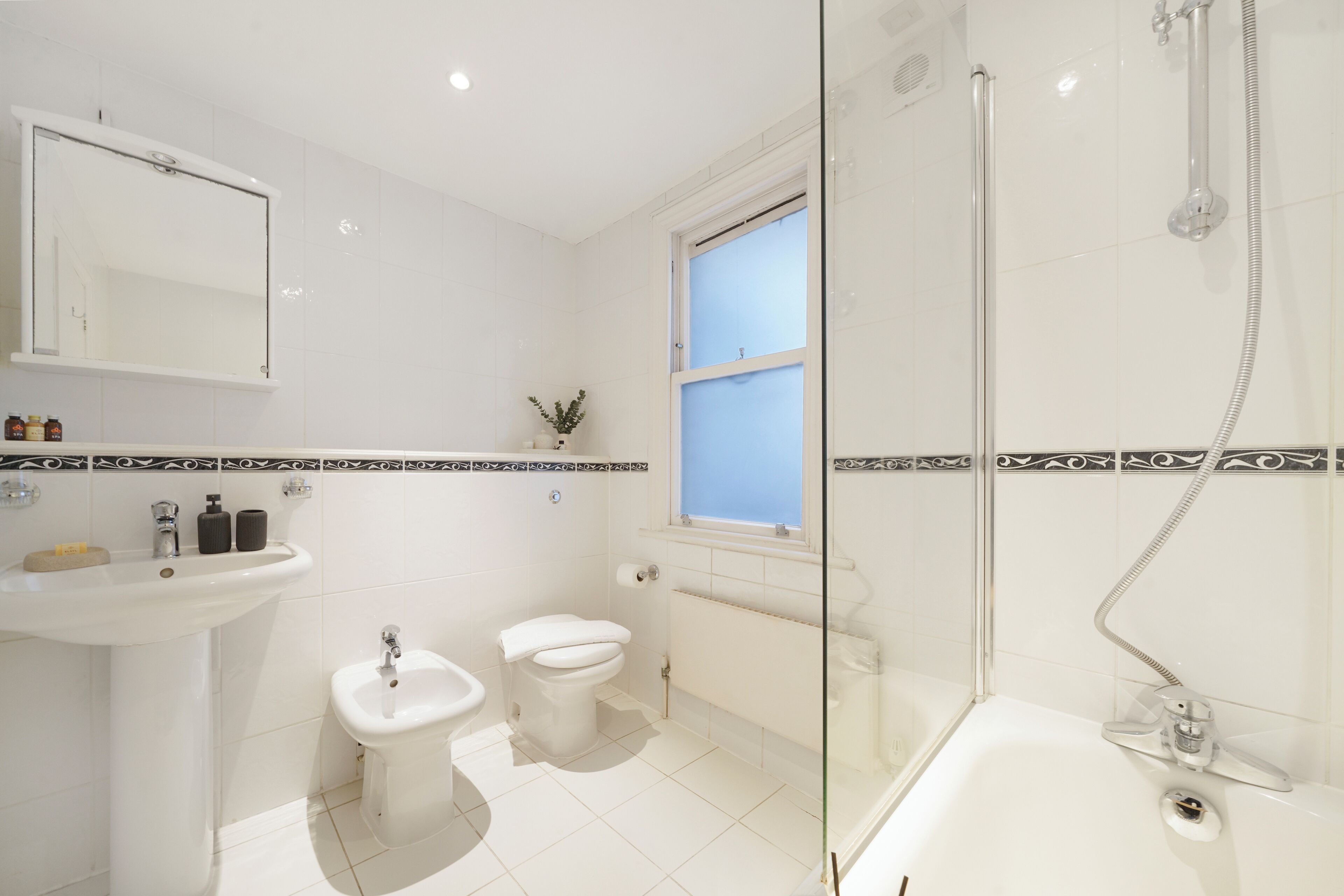 Apartment, Non Smoking | Bathroom | Towels