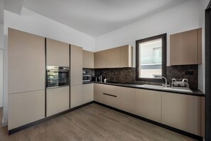 Διαμέρισμα, 3 Υπνοδωμάτια, Μπαλκόνι, Θέα στην Πόλη | Εσωτερικοί χώροι