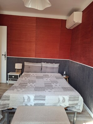 3 bedrooms, WiFi, bed sheets - House close to the historic center, able to accommodate 6 adults in comfort, (Villeneuve-lès-Avignon)