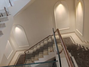 รูปภาพที่ไม่ได้จัดประเภท, 3 จาก 12, ปุ่ม