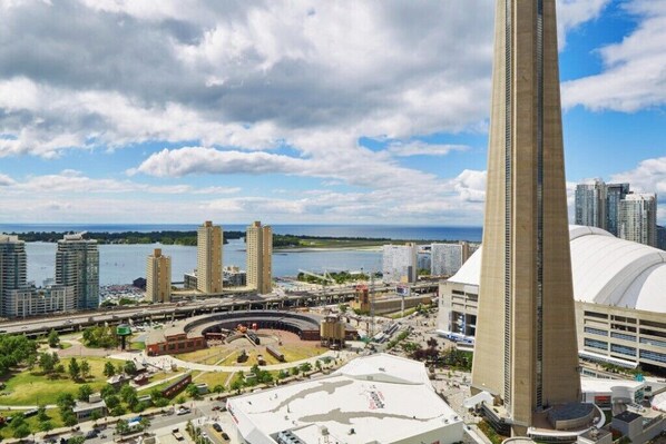 Gambar tidak terklasifikasi, 1 dari 80, tombol
