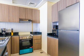 Căn hộ, ban công, quang cảnh một góc biển | Bếp riêng