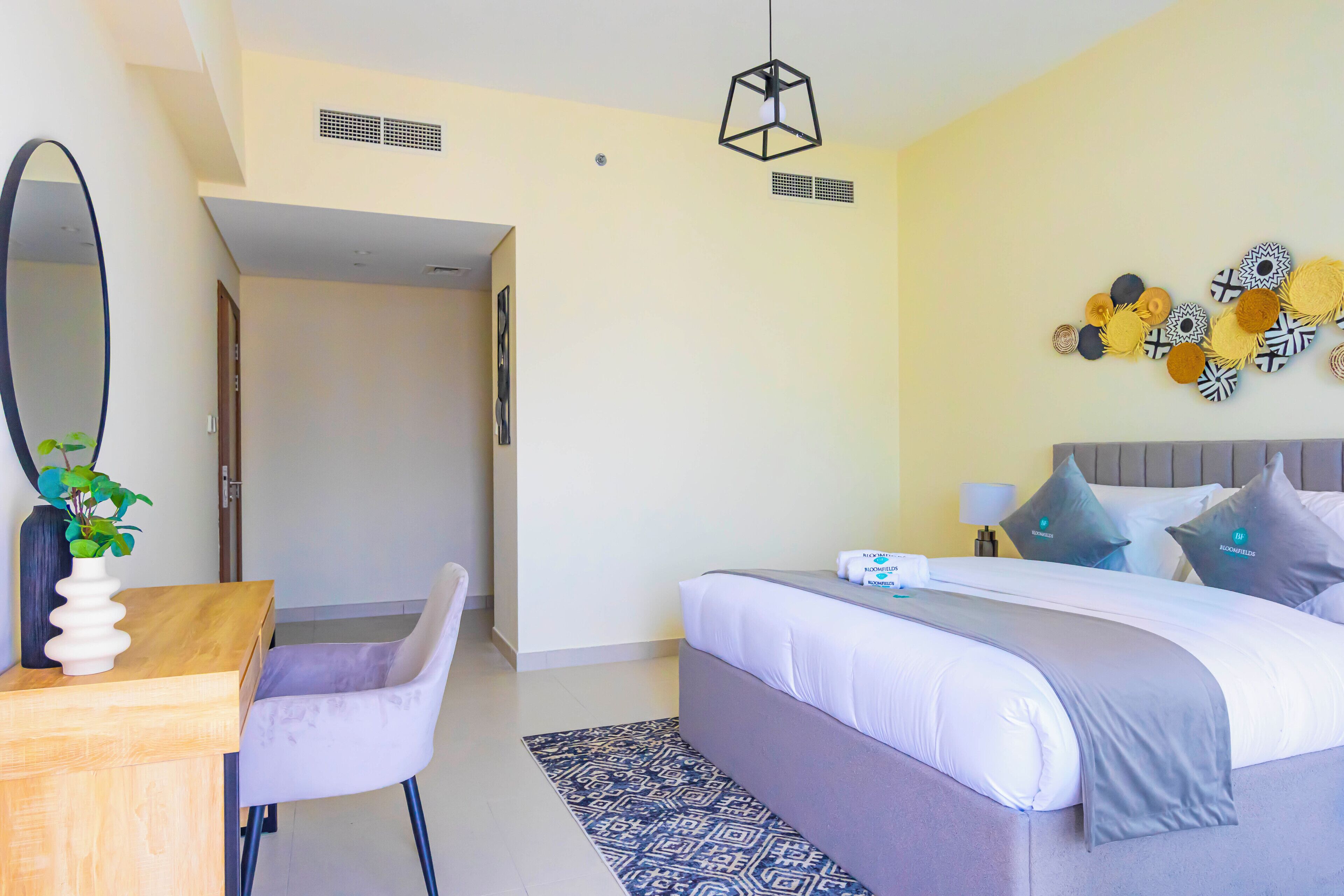 Apartamento, sacada, vista parcial para o mar