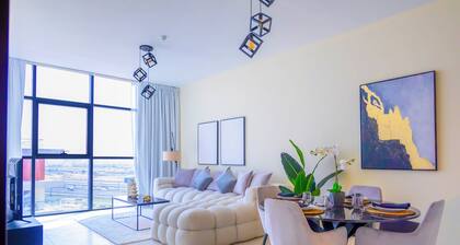 Bloomfields 1BR Canal The View Raha