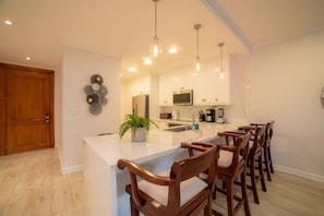 Apartment (3 Bedrooms) | Interior - Del Mar 4M 3 bdr Garden View in Los Suenos (Jacó)