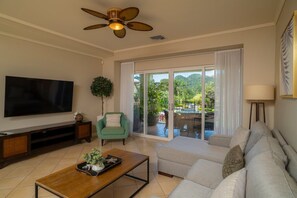 Interior - Del Mar 5J 3 bdr Garden View in Los Suenos (Jacó)