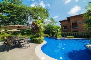 Interior - Veranda 8F 2 bdr Garden View in Los Suenos (Jacó)