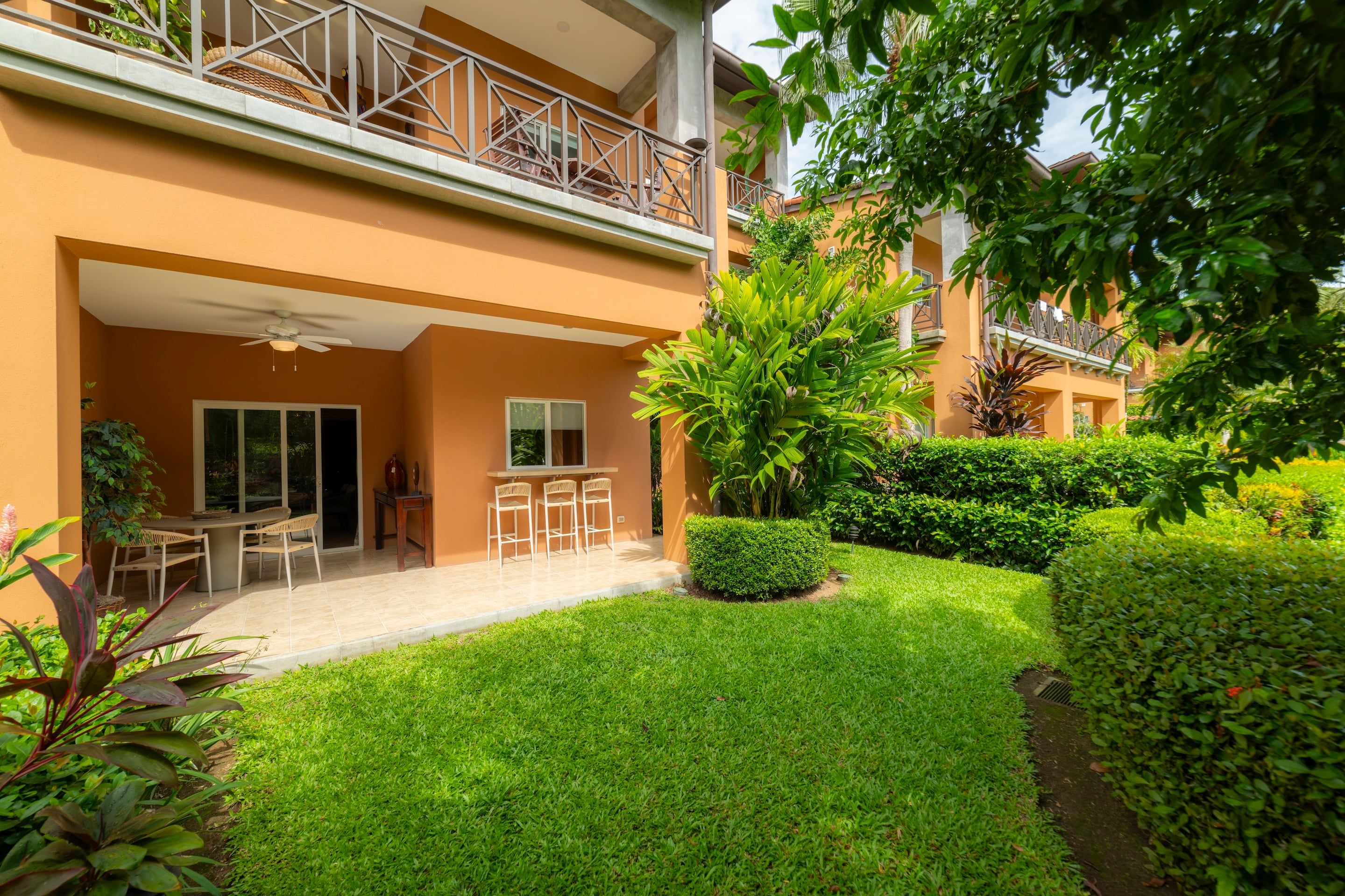 Apartment (2 Bedrooms) | Front of property