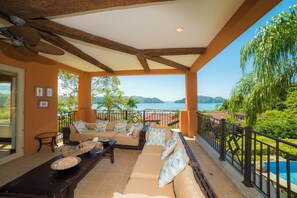 Interior - Terrazas 5A 3 bdr Ocean View in Los Suenos (Jacó)