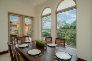 Interior - Bella Vista 1C 3 Bdrs Garden View in Los Suenos (Jacó)