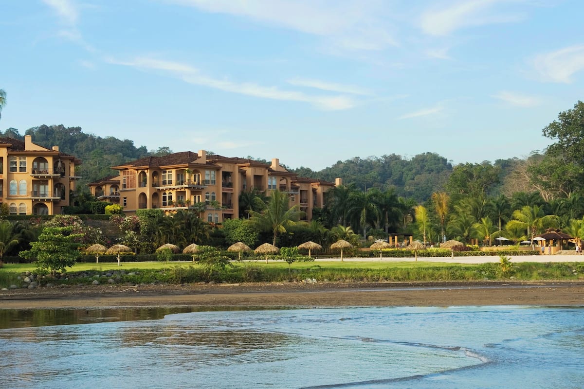 Apartment (3 Bedrooms) | Front of property