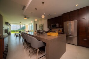 Interior - Montecielo 3E 3bdrs Ocean View in Los Suenos (Jacó)