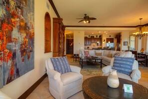 Interior - Marbella 2F 3 bdr Ocean View in Los Suenos (Jacó)